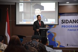 Sidang Terbuka Promosi Doktor Hari Kedua Sesi Pertama Program Studi Teknik Industri Berlangsung Lancar